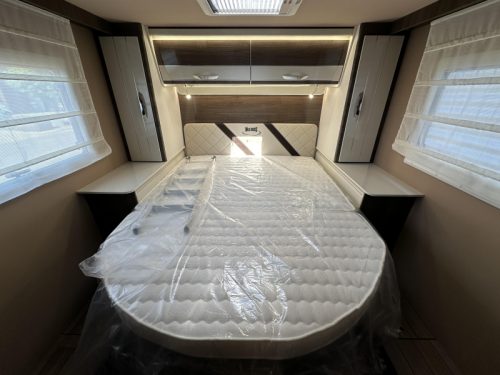 McLouis Nevis 881 NIEUW Queensbed 140pk  foto: 12