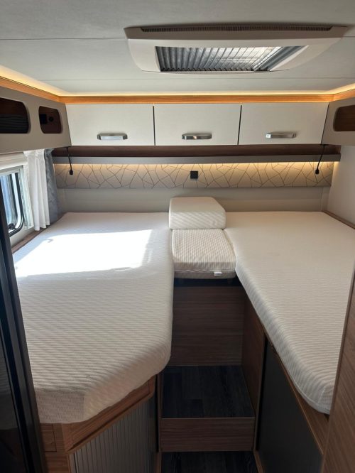 Weinsberg Carasuite 650 MEG Foto: 18