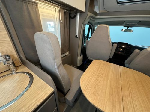 LMC T 720 Tourer Lift photo: 7