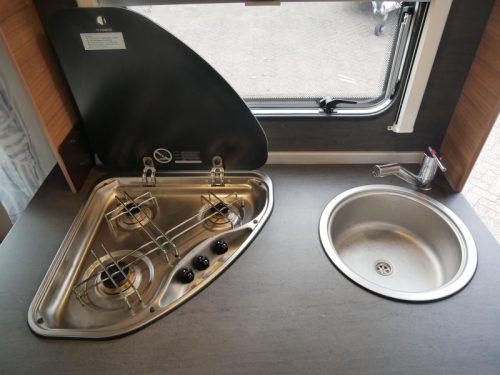 Weinsberg CaraOne 390 QD Inkl. Vorzelt Foto: 7