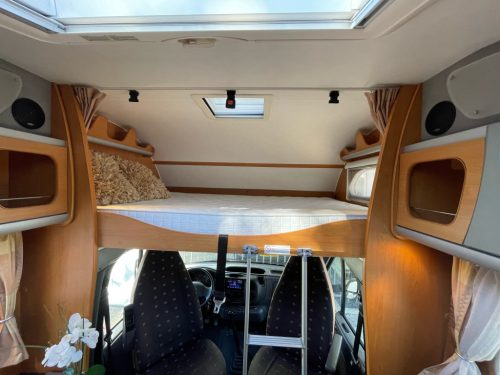 Dethleffs Fortero 6785 Overcab+stable bed family Motorhome camera  photo: 5