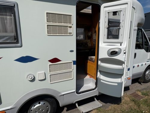Autostar Athenor 458, Klimaanlage, Essecke, Festbett Foto: 7