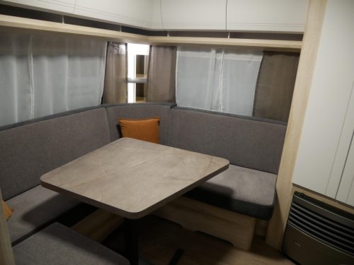 Hobby De Luxe 495 UL NOW AT VAN EIJK CARAVANS! photo: 2