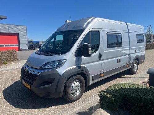 Citro&euml;n Jumper 35 2.2 HDI | Van conversion | Camera | Cruise | Awning | Towbar | Bearlock | Pilot seats | 2 Single beds | Webasto auxiliary heater photo: 2