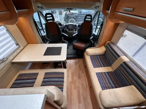 Joint Spaceline Fiat 130PK Dachklimaanlage TV Foto: 14