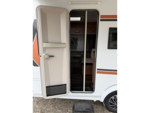 Weinsberg CaraOne Edition HOT 390 QD Rangierhilfe Markise Fahrradtr&auml;ger Foto: 10