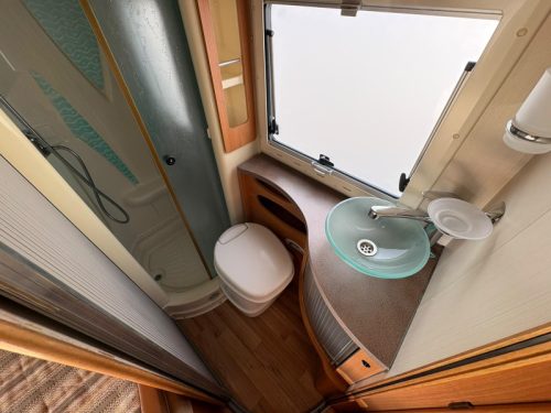 Chausson Allegro 93 Airco,Topindeling,Festbett  Foto: 18