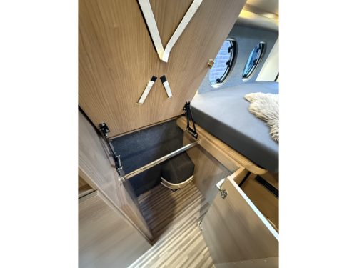 Malibu Van 640 LE New model! Automatic! photo: 17