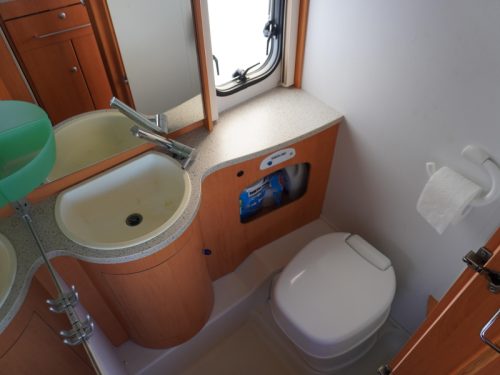 Eriba Living 480 MIT MOVER, MARKISE, KLIMAANLAGE Foto: 10