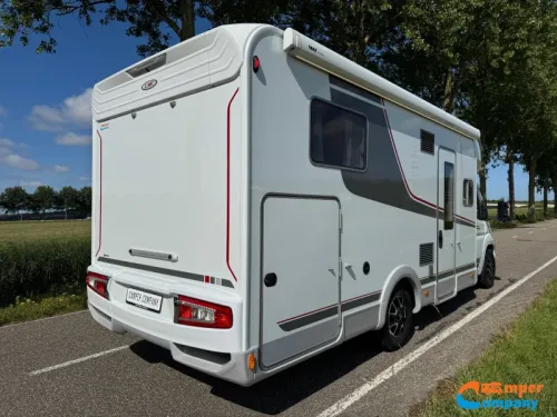LMC Element T 758 G Single beds / Pop-top roof photo: 4