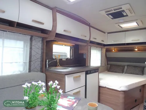 Knaus Sport 450 FU sch&ouml;ne Ausf&uuml;hrung! Foto: 2
