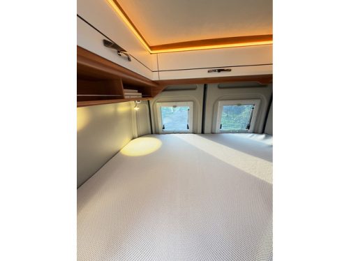 P&ouml;ssl Summit 540 AUTOMATIC VAN CONVERSION / 450W SOLAR / INVERTER / CARPLAY / 2xBATTERY / AWNING photo: 10