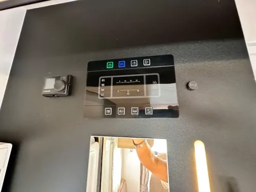 Chausson 777 Premium Etappe Line 8 speed auto. photo: 20