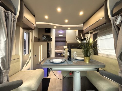 Challenger Graphite 288 AUTOMAAT 15.000KM! QUEENSBED HEFBED Foto: 18
