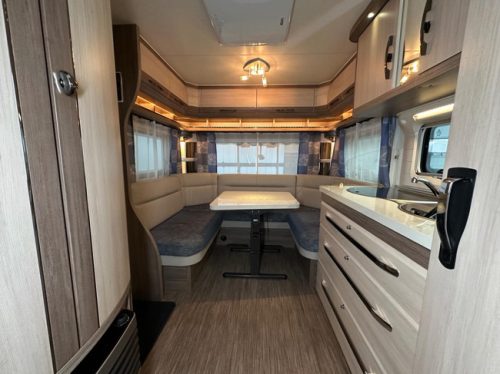 Hobby De Luxe 460 UFe Foto: 22