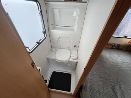Chateau Cantara 450 CT Vorzelt, Franz&ouml;sisches Bett Foto: 13
