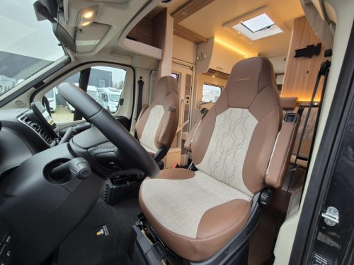 B&uuml;rstner Limited T 690 G Enkele bedden 2024  foto: 6