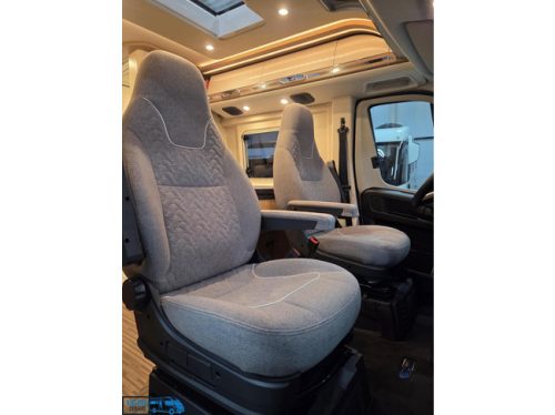 Carthago Malibu Van Charming 640 LE GT photo: 11