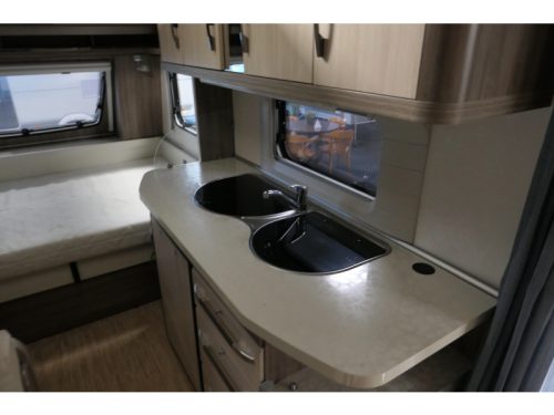 Hobby De Luxe 440 SF TAKEAWAY PRICE photo: 7