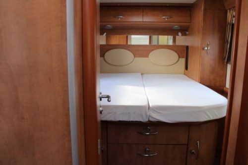 Carthago Chic C Line I 5.0 1. Besitzer Fiat 3.0 Liter 160 PS 4250 kg Chassis Einzelbetten 5 Sitzpl&auml;tze (122 Foto: 46