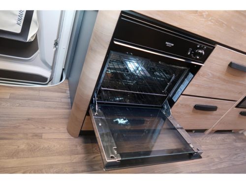 Knaus 2027 Live Ti 650MEG Platinum 180HP ALL OPTIONS! photo: 15