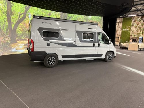 Adria Twin Select 600 SLB Select / Automatik Foto: 4