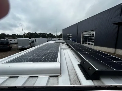 Adria Twin Plus 640 SLB LPG, 3 zonnepanelen  foto: 17