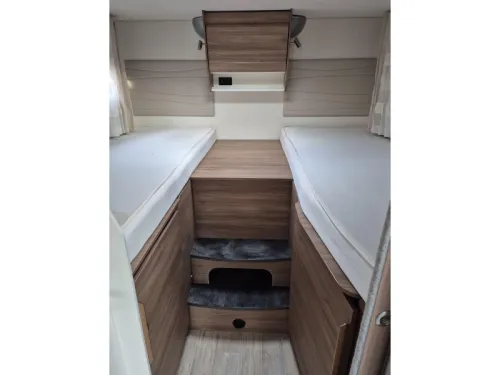 Pilote Essentiel G 740 AUT. 9-T TWINBED TV Solar photo: 12