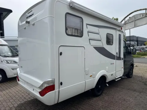 Hymer Van 520 S Single beds space wonder photo: 30