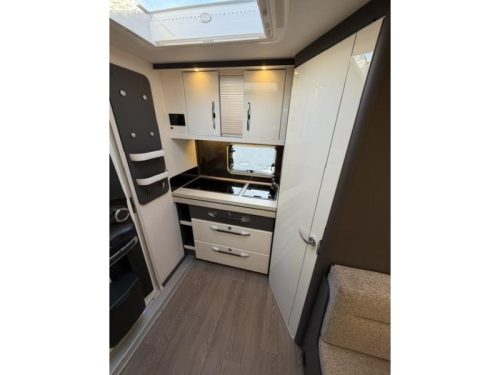 Hobby Excellent 460 SL Incl. Mover and Awning  photo: 17