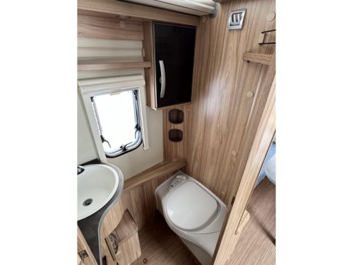 Eriba Feeling 442 - Rangierhilfe - Thule-Markise - Foto: 17