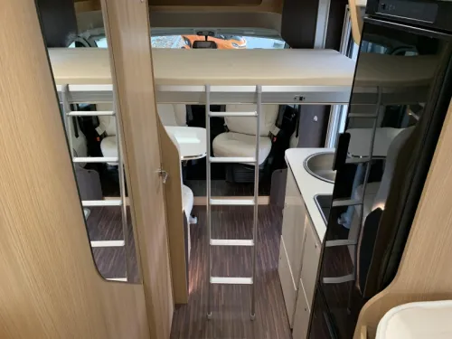 McLouis Sovereign 439 G 140 HP single beds  photo: 13