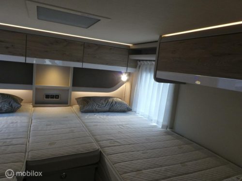 Hymer Exsis I 678 AUTOMATIC 160 HP photo: 17