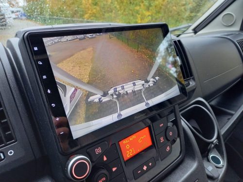 Carado T 338 - 165HP - TV photo: 17