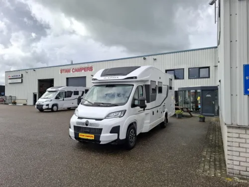 Adria Coral Select 670 DL '27 180PS Automatik Volldigital Foto: 5