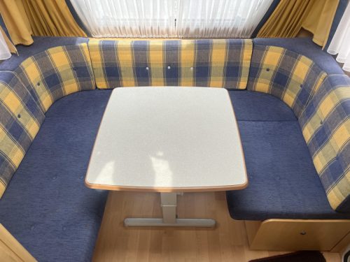Dethleffs Camper 430 DB - Vorzelt Foto: 5