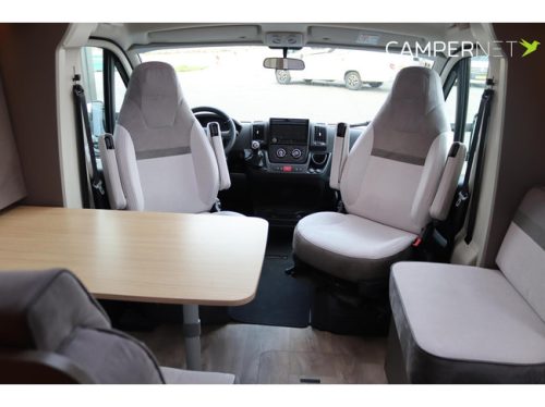 LMC Tourer T730G 165pk | L&auml;ngsbetten | Thule Markise | Thule Fahrradtr&auml;ger| Separate Dusche | Zenec Multimediasystem | Foto: 7