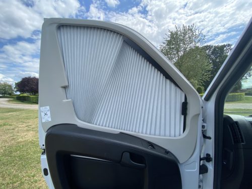Knaus Vansation 650 MEG 2 Einzelbetten Foto: 19