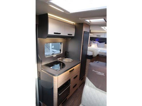 Knaus 2027 Live Ti 650MEG Platinum 180HP ALL OPTIONS! photo: 6