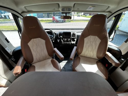 B&uuml;rstner Limited T 660 Franz&ouml;sisches Bett/Automatik/2023 Foto: 14