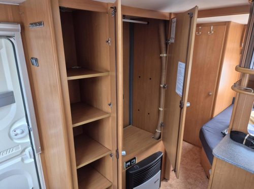 Dethleffs Camper Lifestyle 510 French bed, mover, awning + VT photo: 22