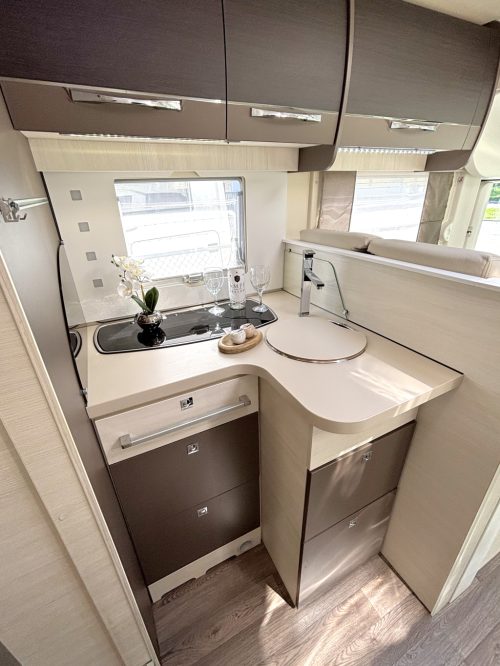 Challenger Sirius 3087 GA SINGLE BEDS + POP-TOP ROOF EURO 6 photo: 7