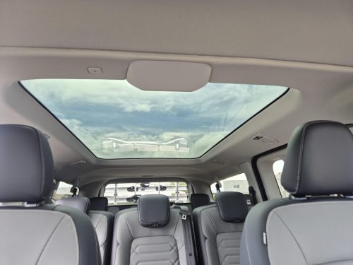 Volkswagen Transporter Caravelle 8-person Pano 4m photo: 15
