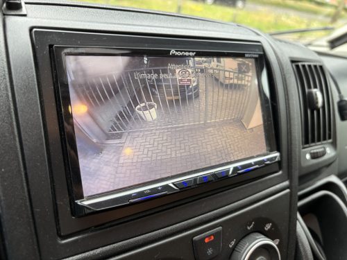 B&uuml;rstner Travel Van T590 TRANSVERSE BED+SEATING AREA EURO 6 SOLAR PANEL photo: 12