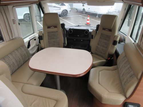 Carthago Chic C-Line I 4.9 LE Mercedes-Benz EP level Foto: 3