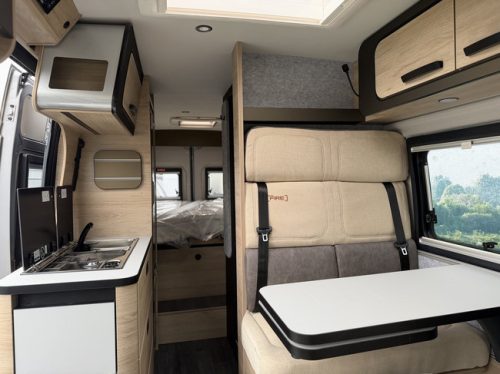 Weinsberg CARABUS 630 ME EDITION [FIRE] Foto: 15