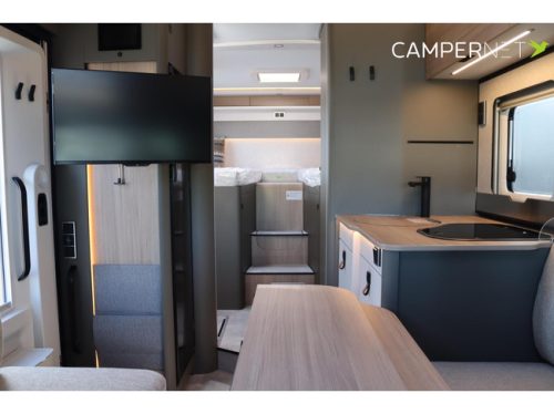 Hymer GT-S 685 170hp Automatic | Face to Face | Lithium | Awning | Inverter | Diesel heating | LED headlights | Wifi router | Seat photo: 10