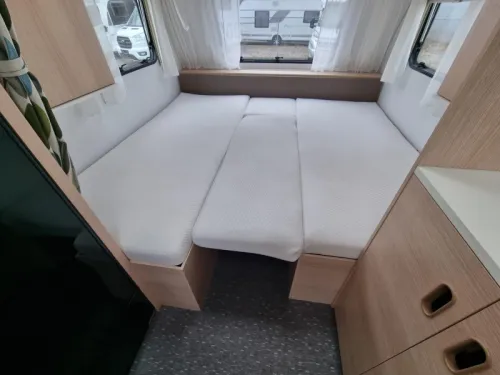 Adria Aviva 492 LU Mover & Unico awning  photo: 13