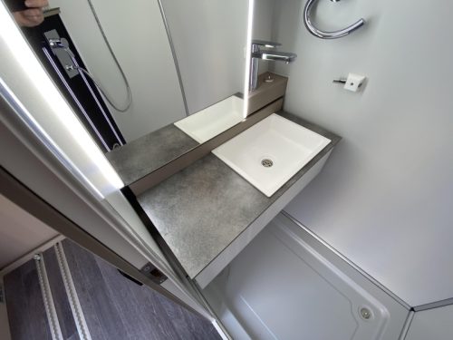 Frankia Yucon 7.0 Lounge Rundsitz V6 Autom. Foto: 22