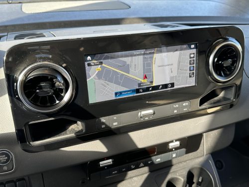 Hymer BML-I 780 OVERHEAD CUPBOARDS INSTEAD OF LIFT BED! photo: 22